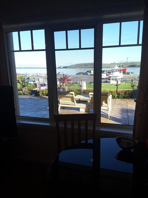 On The Terrace - New Castle Holiday 21