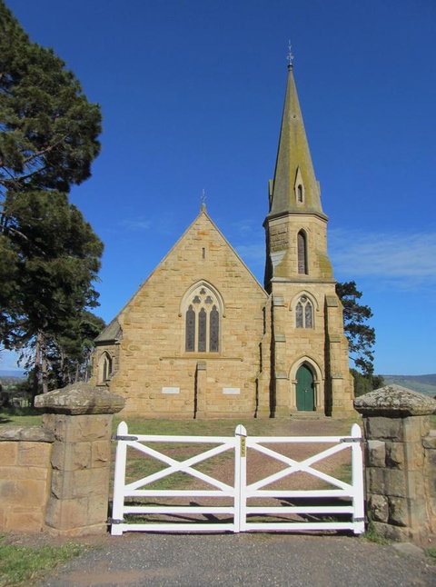 Elm Trees Accommodation @ Ross - New Castle Holiday 28