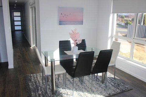 Hilltop Ocean Views å±±é¡¶æµ·æ™¯ - New Castle Holiday 21