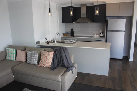 Hilltop Ocean Views å±±é¡¶æµ·æ™¯ - New Castle Holiday 1