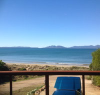 Swansea Beach House Oceanfront - New Castle Holiday