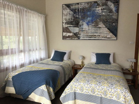 Hamlet Downs Country Accommodation - New Castle Holiday 1