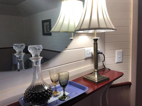 Hamlet Downs Country Accommodation - New Castle Holiday 11