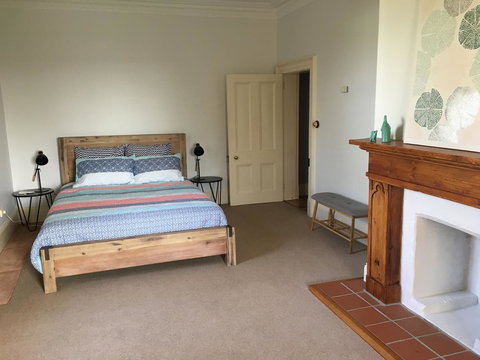 CLAYFIELD HOMESTEAD - Rustic Country Accommodation - New Castle Holiday 12