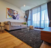 NEW 2 rooms 2 baths Apartment in Glen Waverley - New Castle Holiday