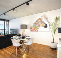 NGV Art Centre Retreat - StayCentral - New Castle Holiday