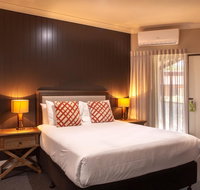 Nightcap at Archer Hotel - New Castle Holiday