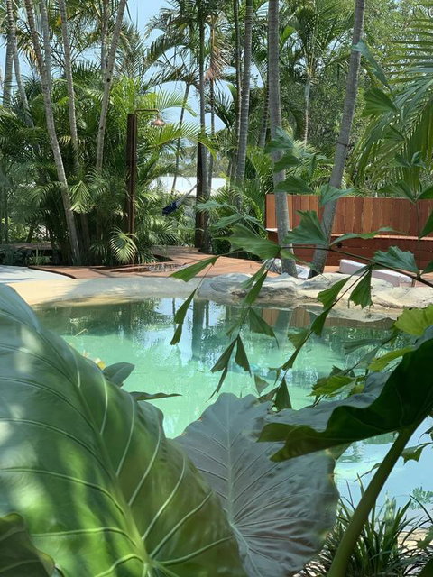 Noosa Beach Cottage - New Castle Holiday 3