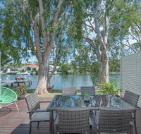 Noosa Entrance 2 Bedroom - New Castle Holiday