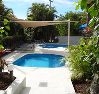 Noosa Gardens Riverside Resort - New Castle Holiday