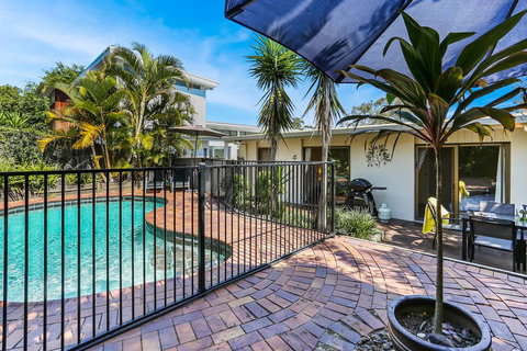 Noosa Rest - New Castle Holiday 2