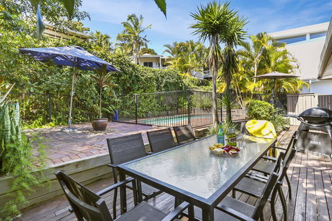 Noosa Rest - New Castle Holiday 1