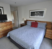 NORTH SYDNEY FULLY SELF CONTAINED MODERN 2 BED APARTMENT 16WAL - New Castle Holiday