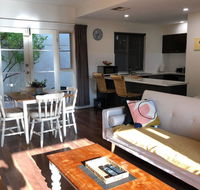 Norwood Townhouse City Fringe - New Castle Holiday