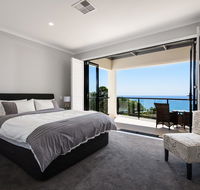 Ocean Break Coolum - New Castle Holiday
