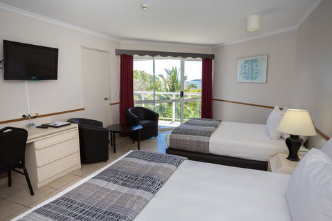Ocean International Hotel - New Castle Holiday 3