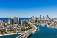 Ocean View Apartment Southport