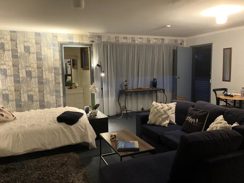 Ocean View Studio - New Castle Holiday 2