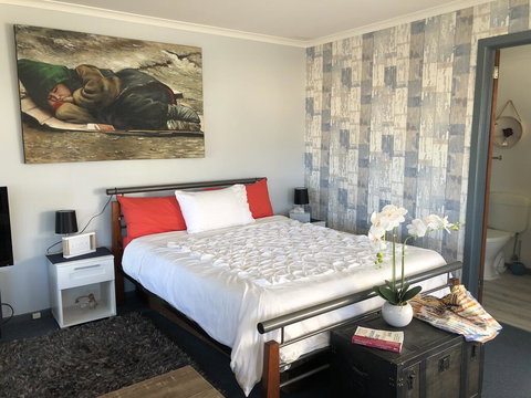 Ocean View Studio - New Castle Holiday 3