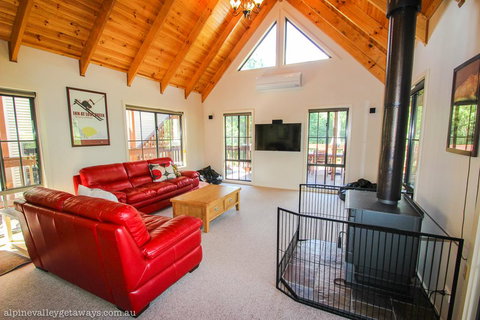 Old Mill House - New Castle Holiday 3