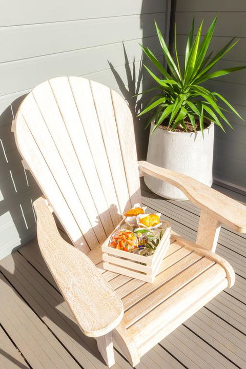 Olio Bello Lakeside Glamping - New Castle Holiday 3