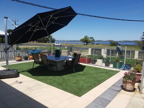 ON THE ESTUARY - New Castle Holiday 3