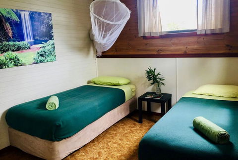 On The Wallaby Lodge - New Castle Holiday 1