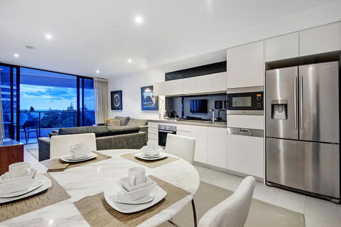 Oracle Broadbeach - New Castle Holiday 3