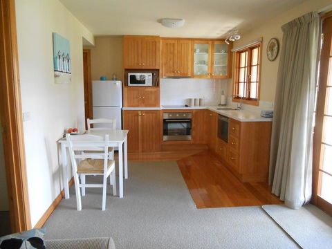 Otago Cottage - New Castle Holiday 3