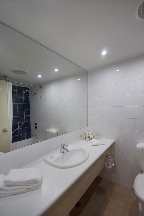Outback Pioneer Hotel - New Castle Holiday 3