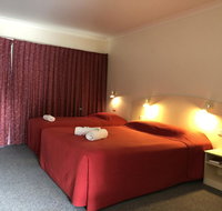 Outback Quarters- Motel Hay - New Castle Holiday