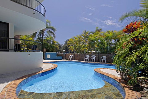 Pacific Blue - New Castle Holiday 0