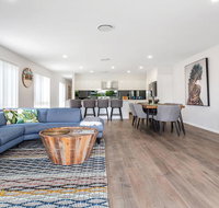 Pacific Paradise No.28 Anna Bay - New Castle Holiday