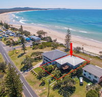 Pacifica 2 - Opposite the beach at Brooms Head - New Castle Holiday