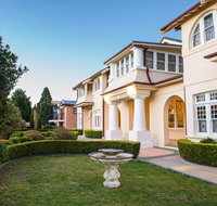 Palais Royale - New Castle Holiday