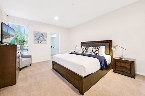 Palm Breeze - New Castle Holiday 2