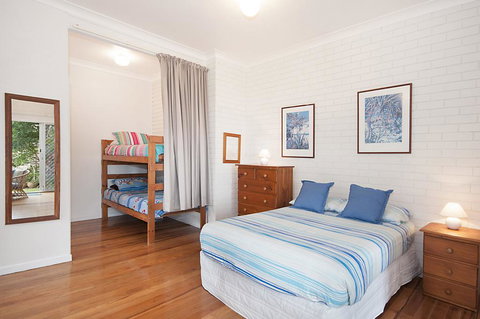 Palm Valley Drive 3/16 - New Castle Holiday 2