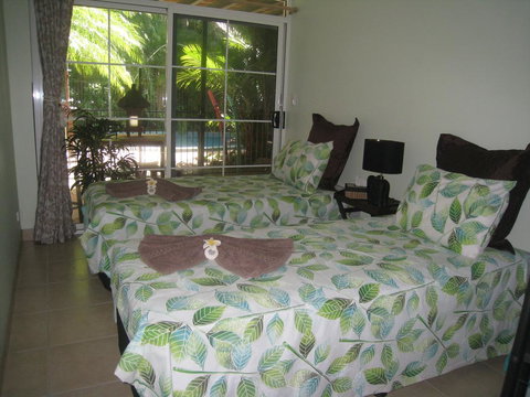 Palmerston Sunset Retreat - New Castle Holiday 3