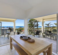 Pandanus - Peregian Beach - New Castle Holiday