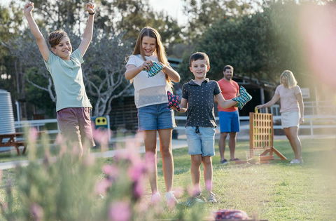 Paradise Country Farmstay - New Castle Holiday 3