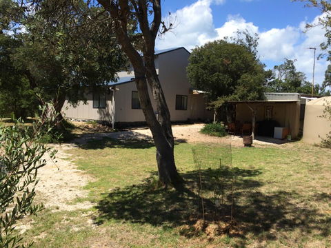 Paradise On The Boulevard - New Castle Holiday 1