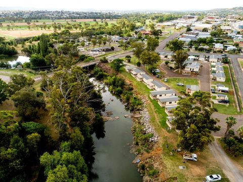 Paradise Tourist Park - New Castle Holiday 0