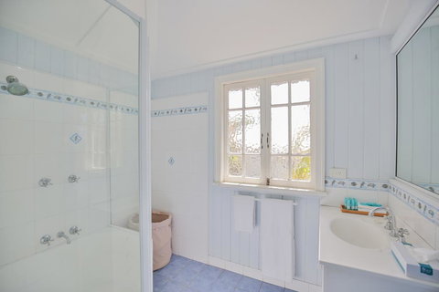 Park View Self-Contained - New Castle Holiday 3