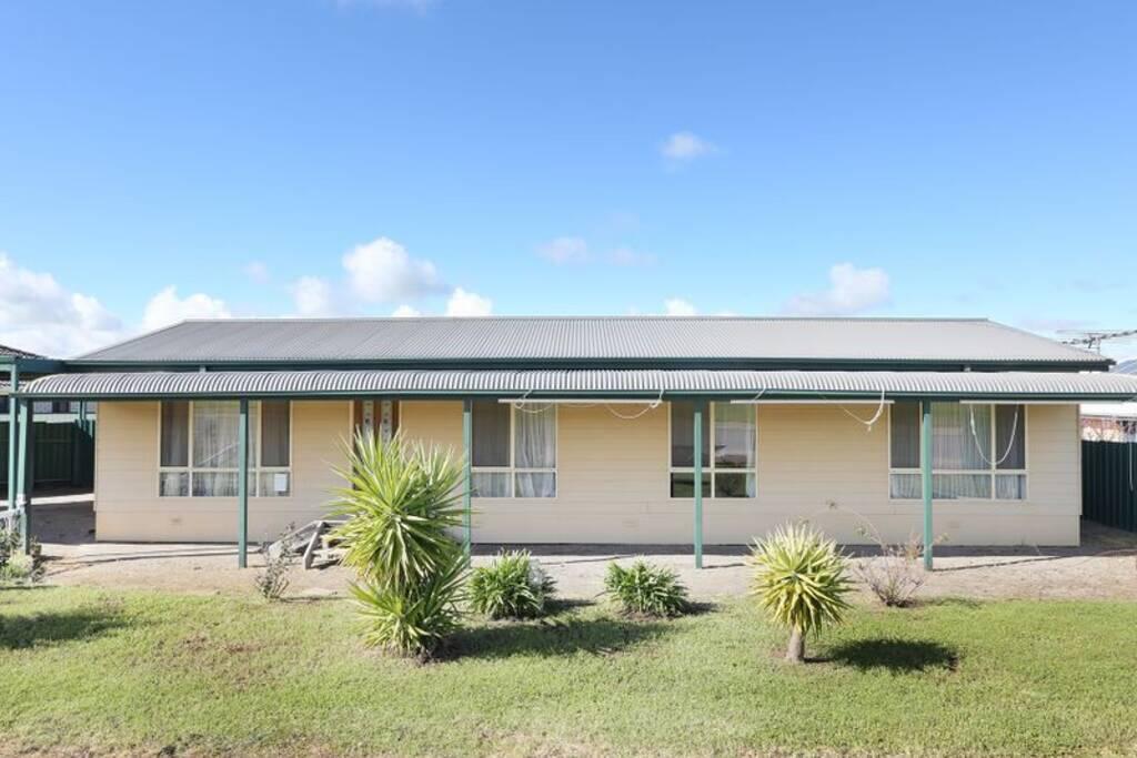 South Kilkerran SA New Castle Holiday