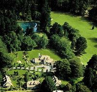 Parklands Country Gardens  Lodges - New Castle Holiday