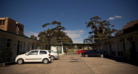Parkville Motel - New Castle Holiday 1