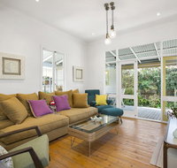 Paws Up Cottage - New Castle Holiday