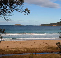 Pebbly Beach Shacks - New Castle Holiday