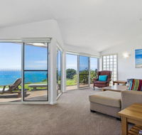 Penguin Head Retreat - fabulous views - New Castle Holiday