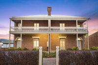 Book Mudgee Accommodation Vacations New Castle Holiday New Castle Holiday